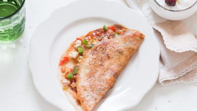 Photo of स्पाइसी खाने का मन हैं तो आज ही बनाएं Cheese Chili Dosa, देखें रेसिपी