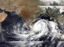 Photo of चक्रवाती तूफान मोचा से बांग्लादेश में अलर्ट जारी, जानें भारत के लिए कितना खतरनाक?
