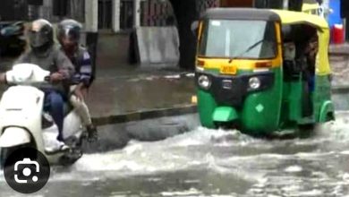 Photo of सोमवार रात से शुरू हुई बरसात ने जनजीवन किया अस्त व्यस्त 