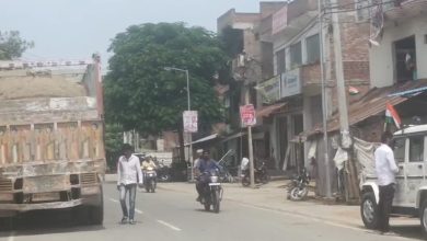 Photo of मोहर्रम से लदी ओवरलोड ट्रैकों पर ठोक भारी भरकम जुर्माना