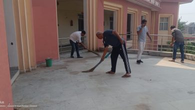 Photo of “स्वच्छता ही सेवा पखवाड़े” के तहत जनपद के समस्त एडिशनल एसपी, क्षेत्राधिकारी एवं थाना प्रभारियों/थानाध्यक्षों/ शाखा प्रभारियों द्वारा द्वारा सफाई अभियान की गयी शुरुआत ।*