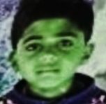 Photo of 5 दिन से लापता आठ वर्षीय बालक का दो हिस्सों में  कटा शव बीहड़ में गड्ढे में मिला 